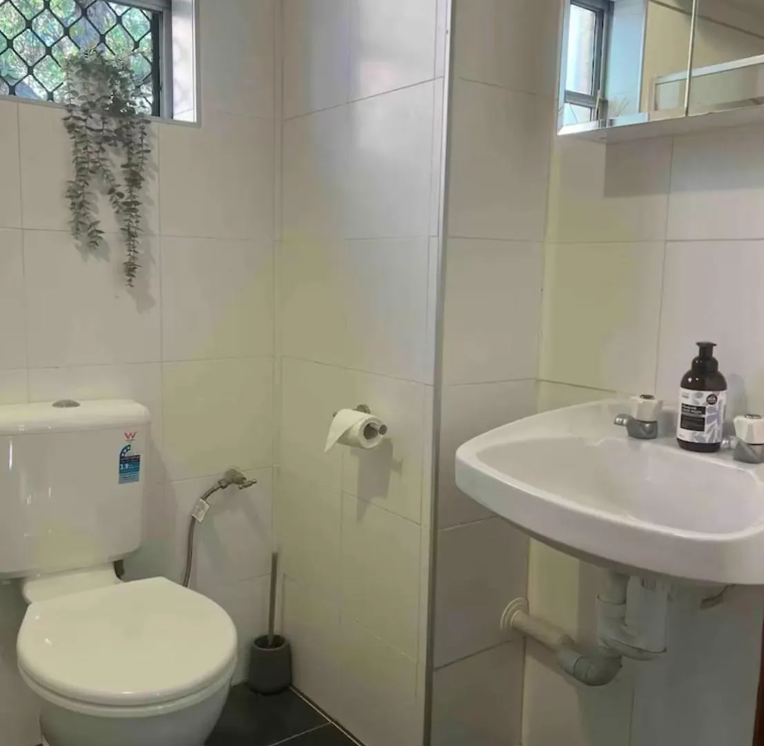 Cosy & Private, Walk To East Vic Park Lejlighed Perth